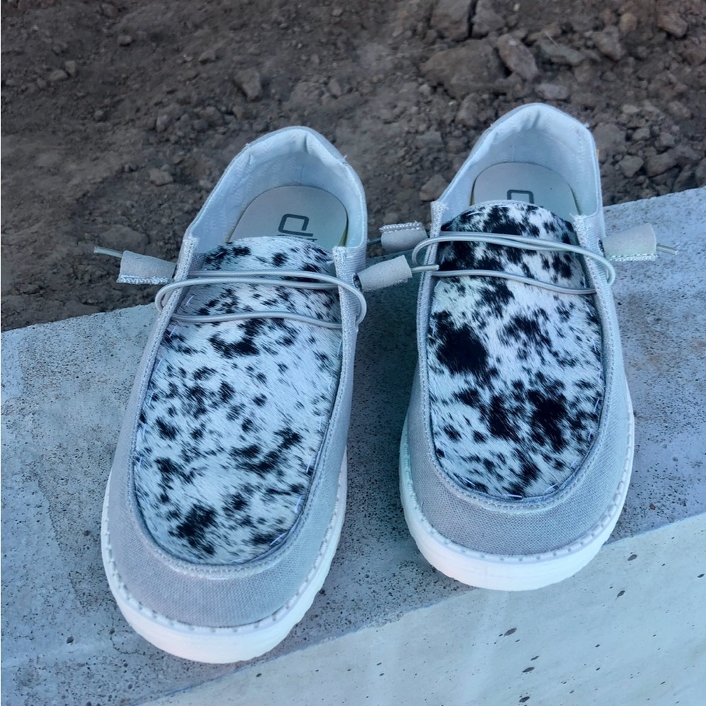 Women's CUSTOM Cowhide Hey Dudes ! 🐄🐄 read description - Picture 8 of 13